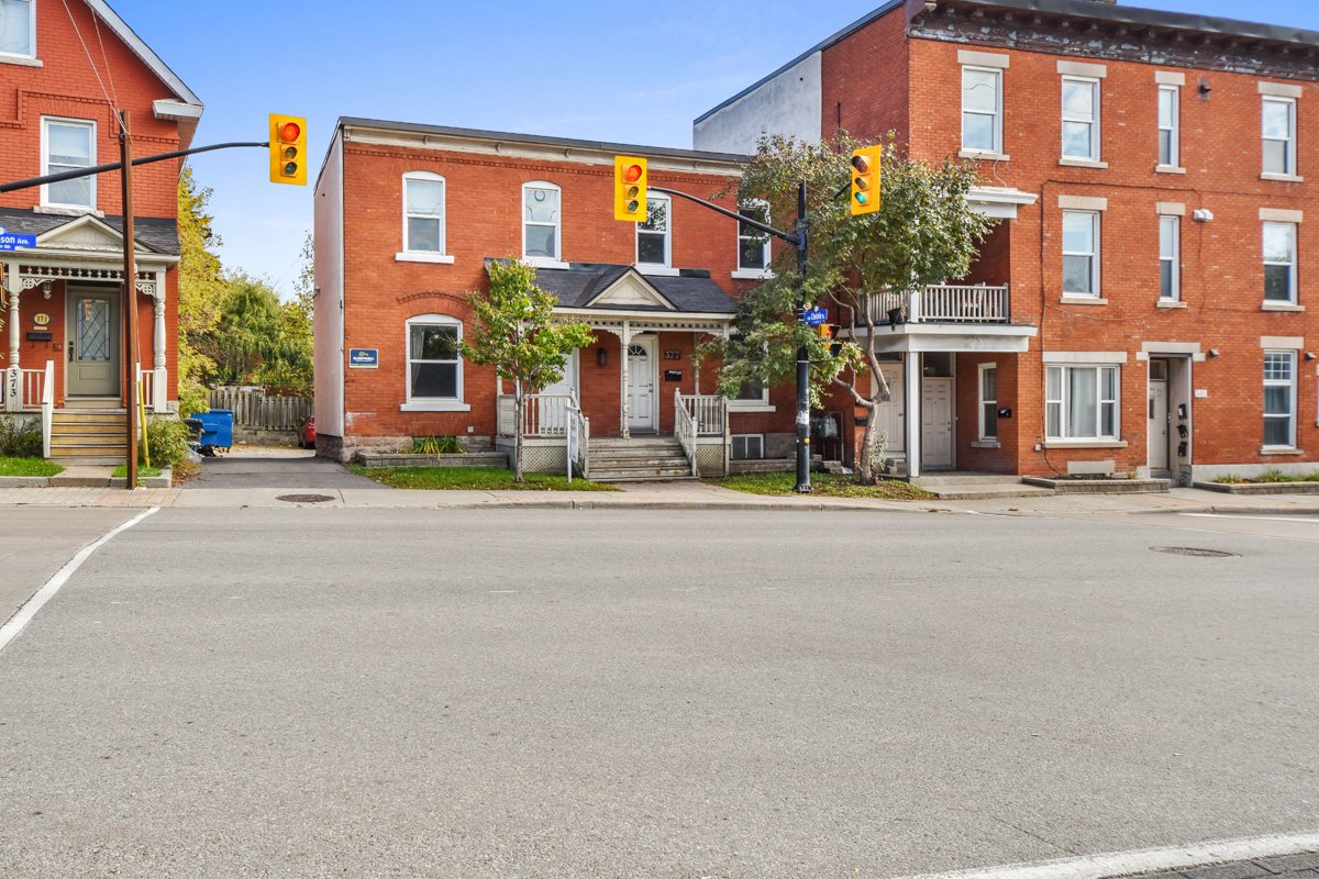 379 Bronson Avenue - 2 property image