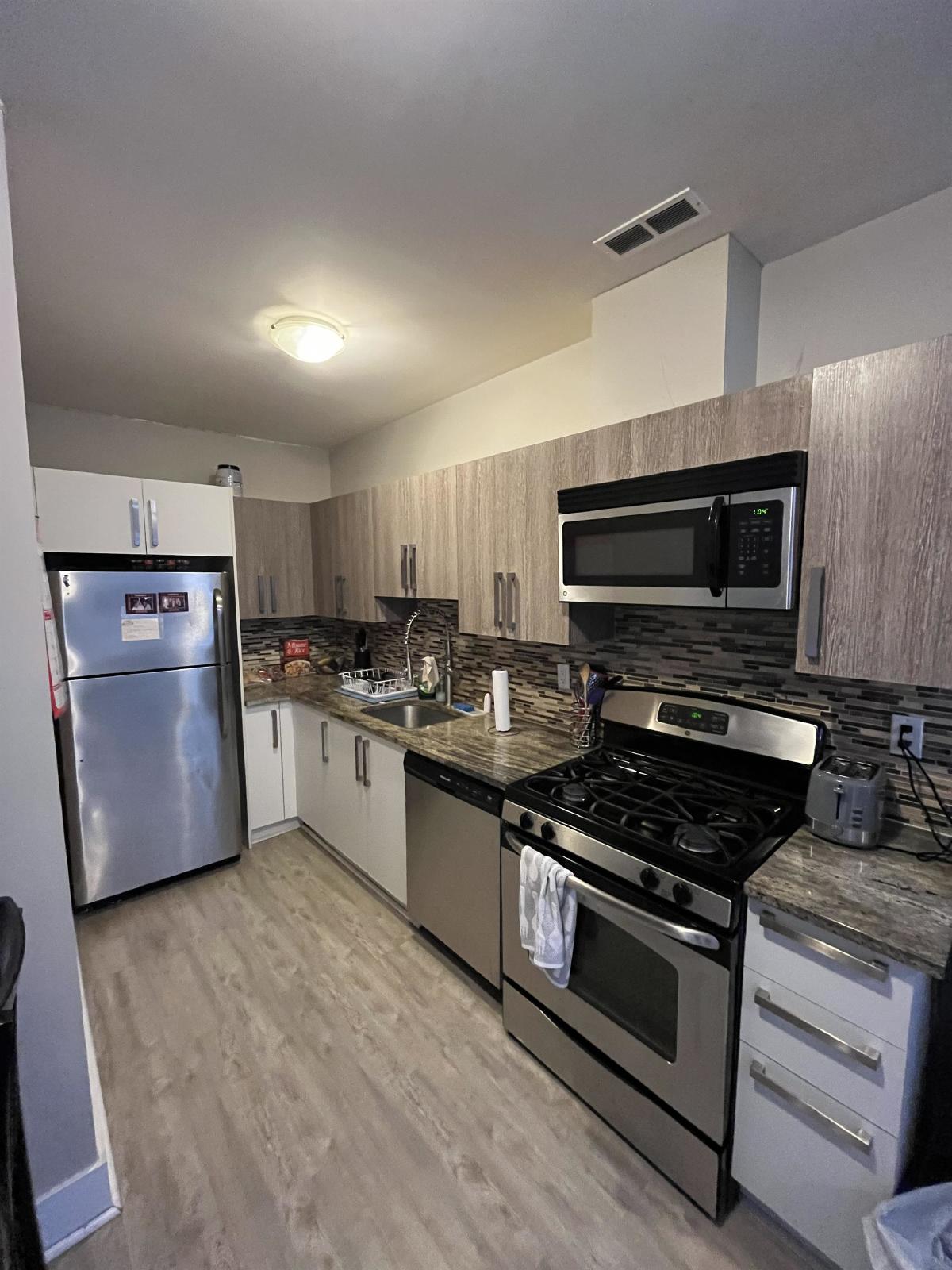 192 Fifth Avenue - 1 property image