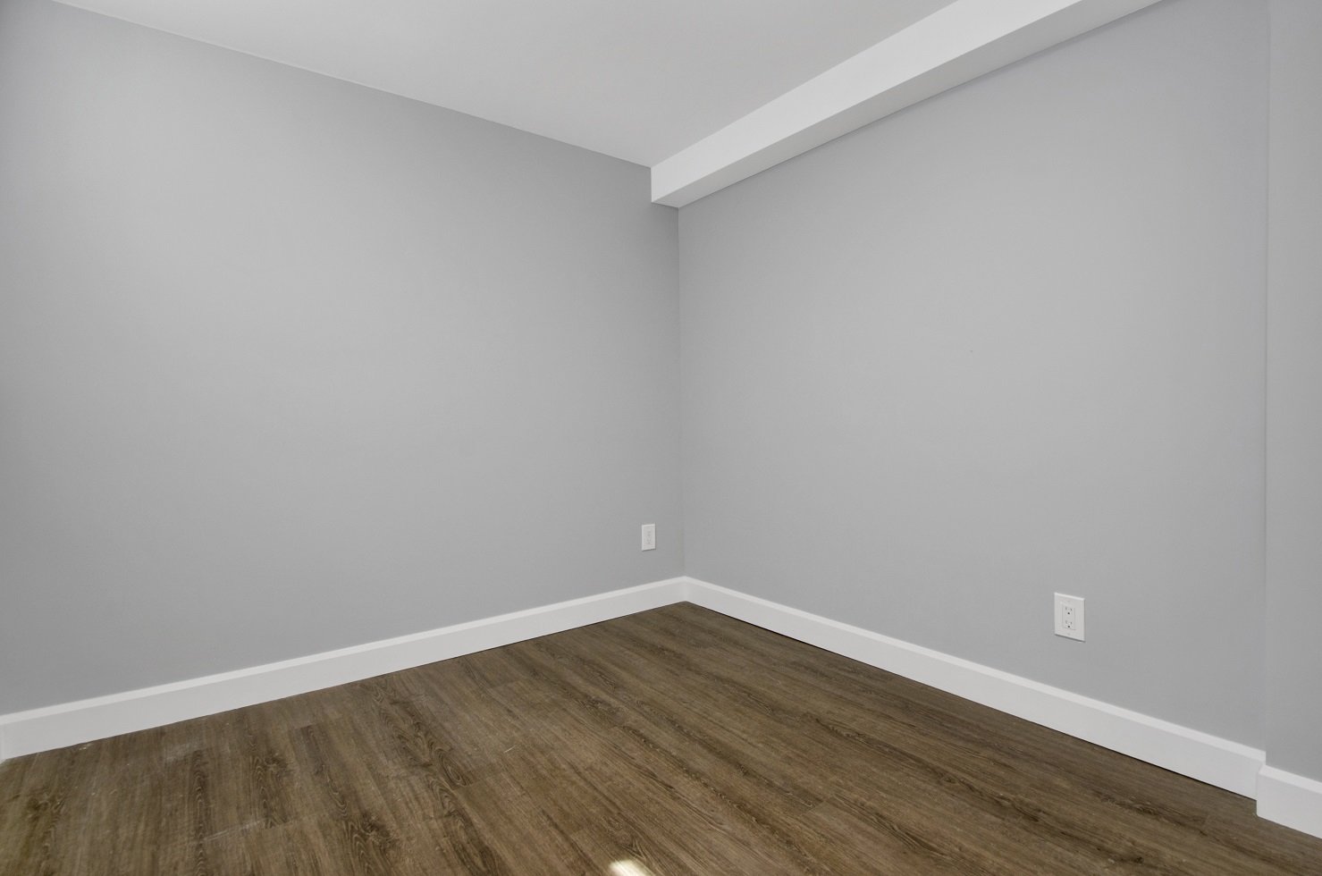 868 Maplewood Avenue - 2 property image