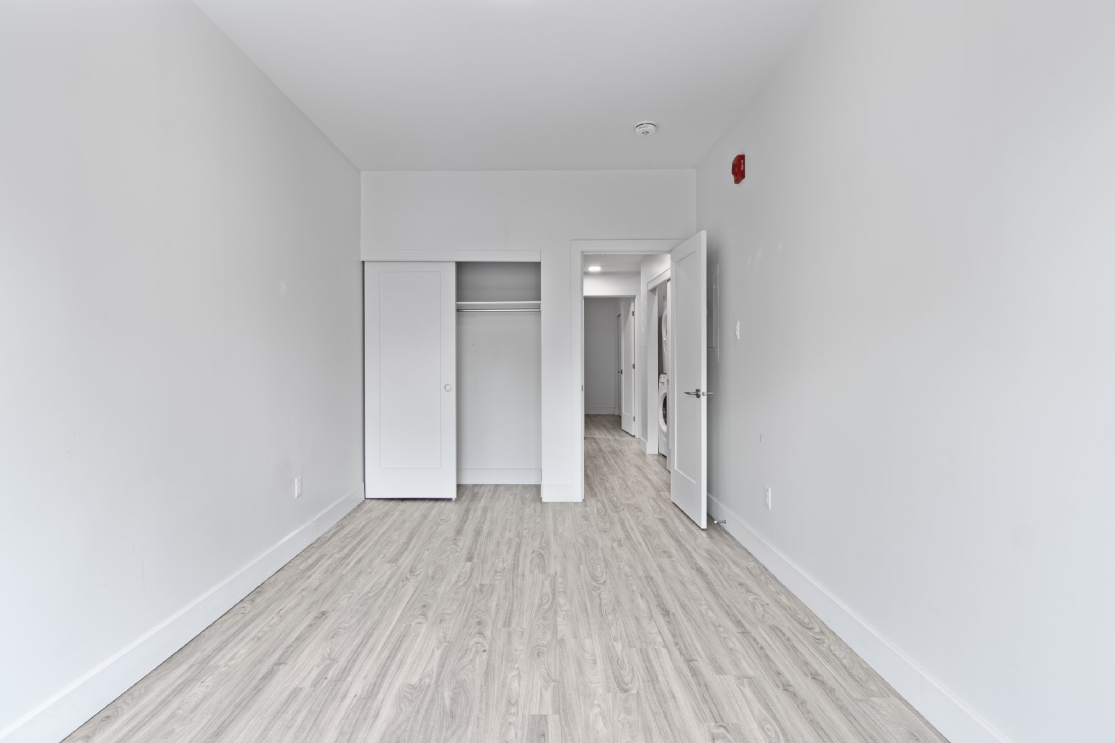 337 Sunnyside Avenue - 302 property image