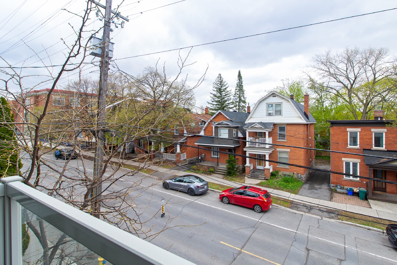 337 Sunnyside Avenue - 302 property image