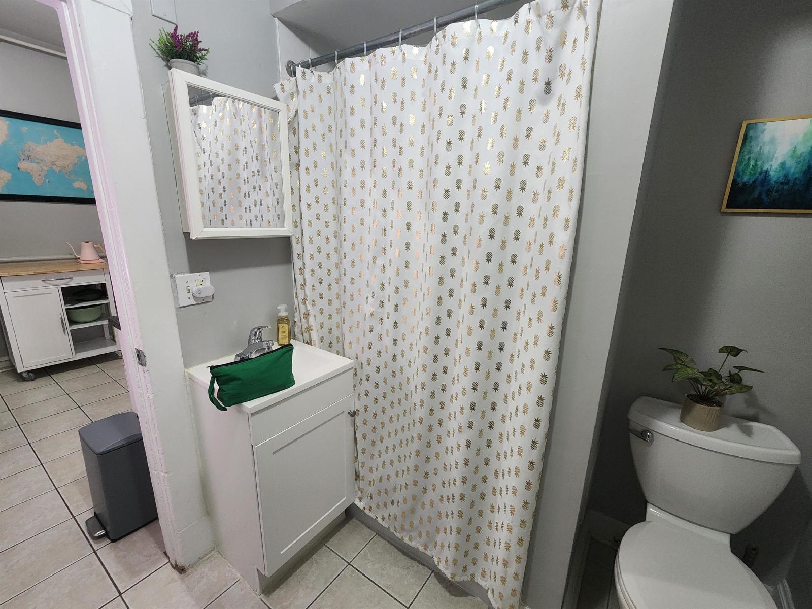 379 Bronson Avenue - 2 property image