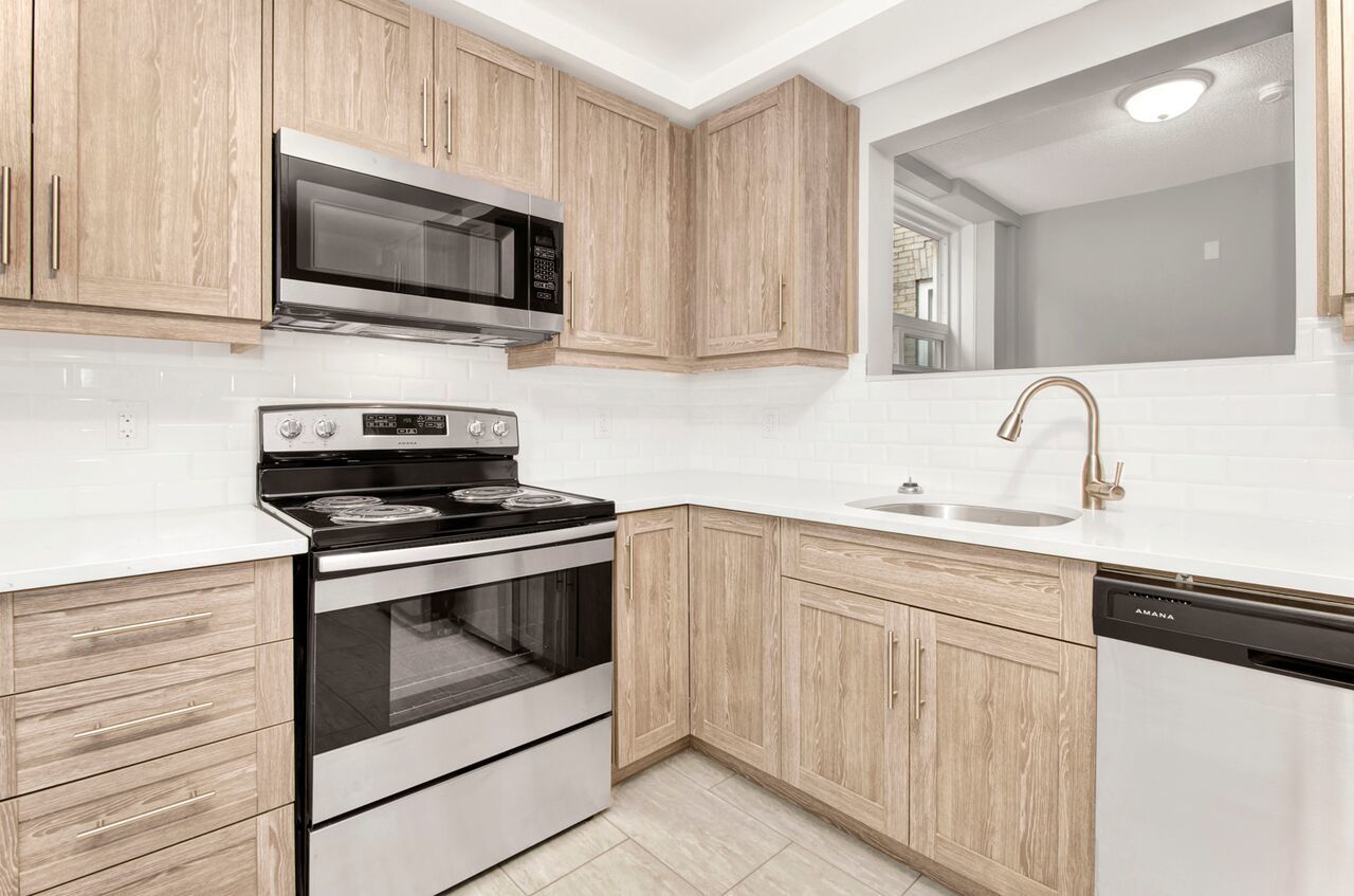 338 Somerset Street E - B property image