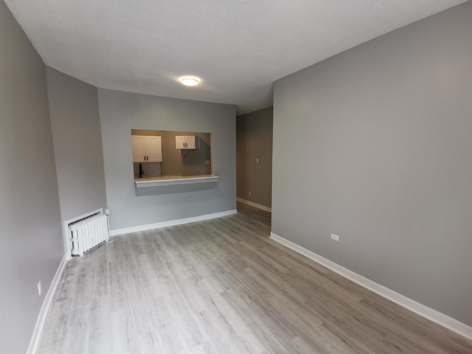 883 Somerset Street West - 1 property image