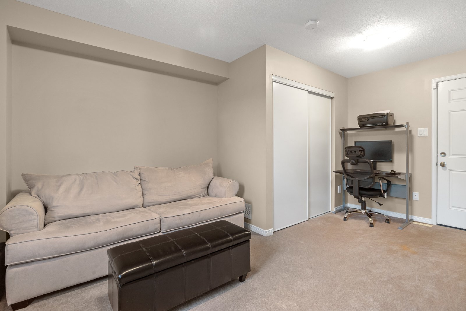 352 Gotham Private - 1 property image