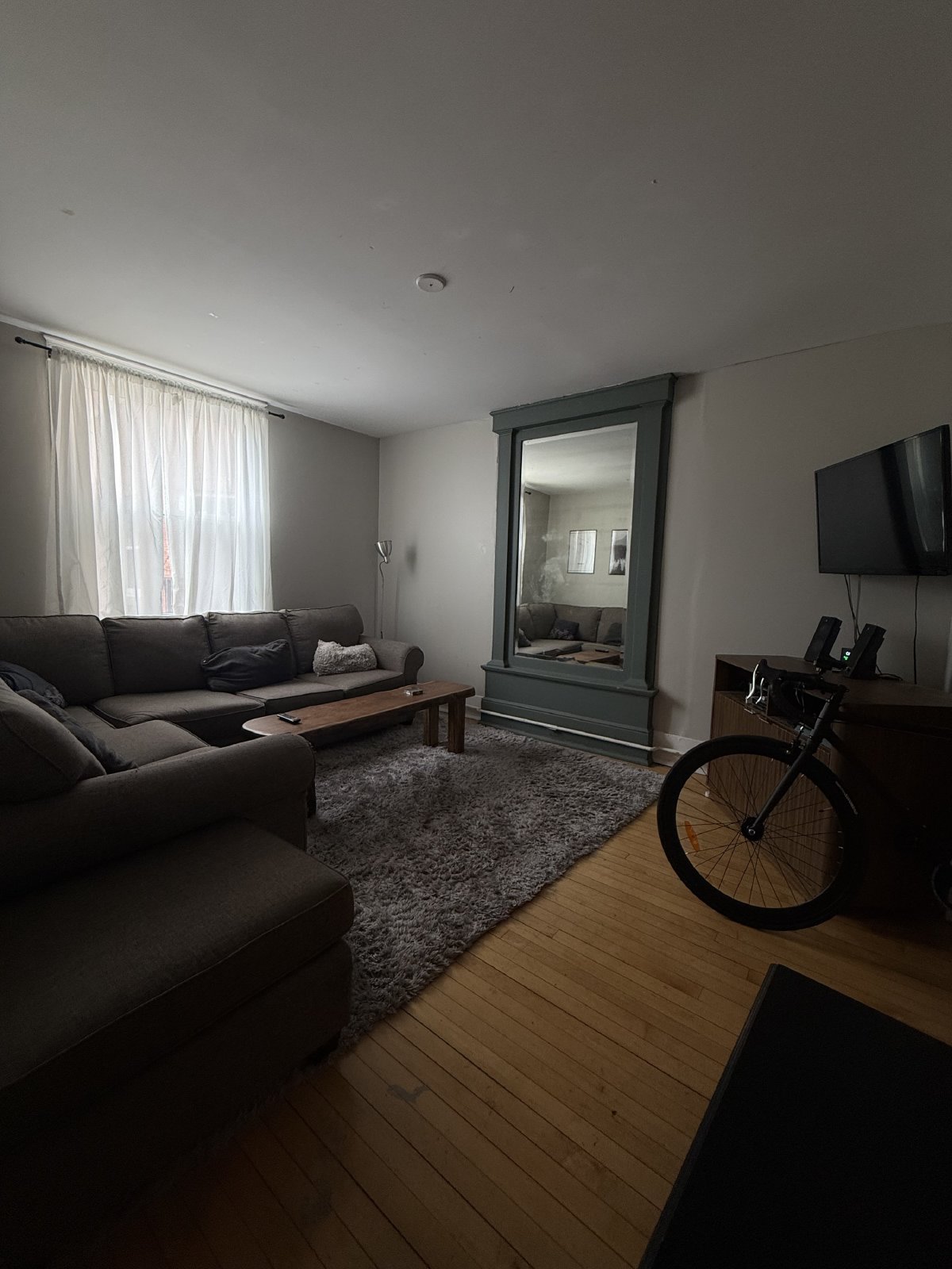 357 Elgin Street - B property image