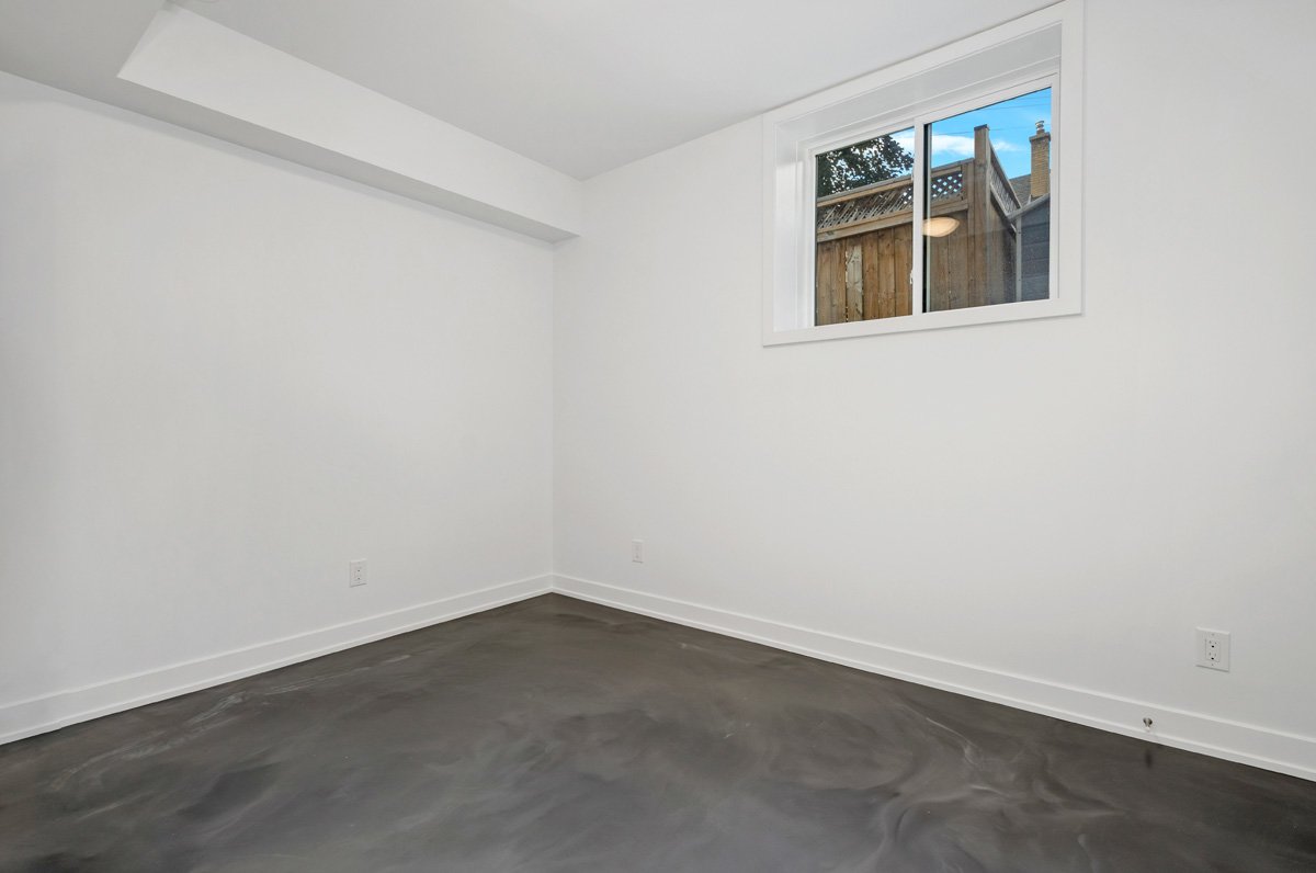 206 Alfred Street - 1 property image