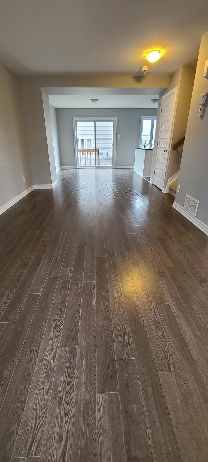 500 Ovana Crescent - 3 property image