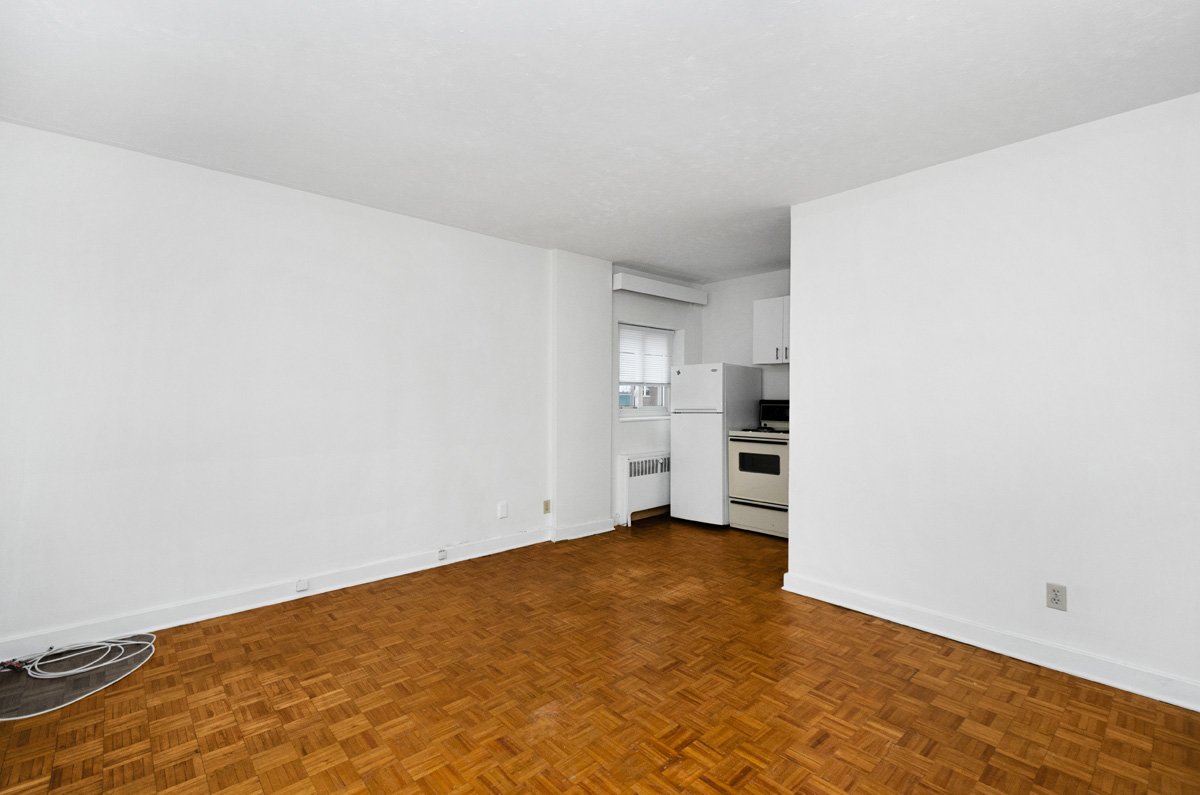 161 Somerset Street West - 4 property image
