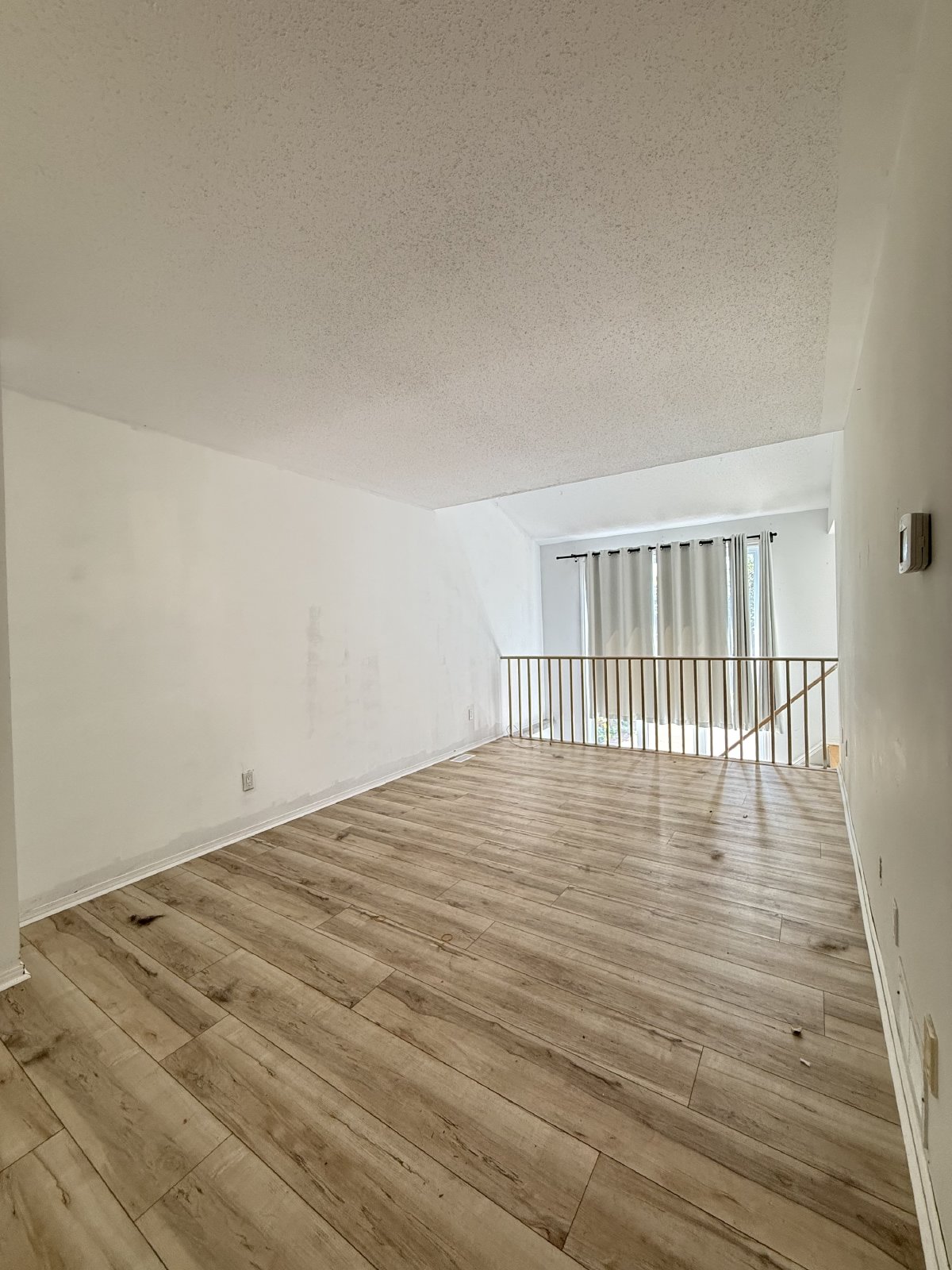 70 Inverary Drive - 1 property image