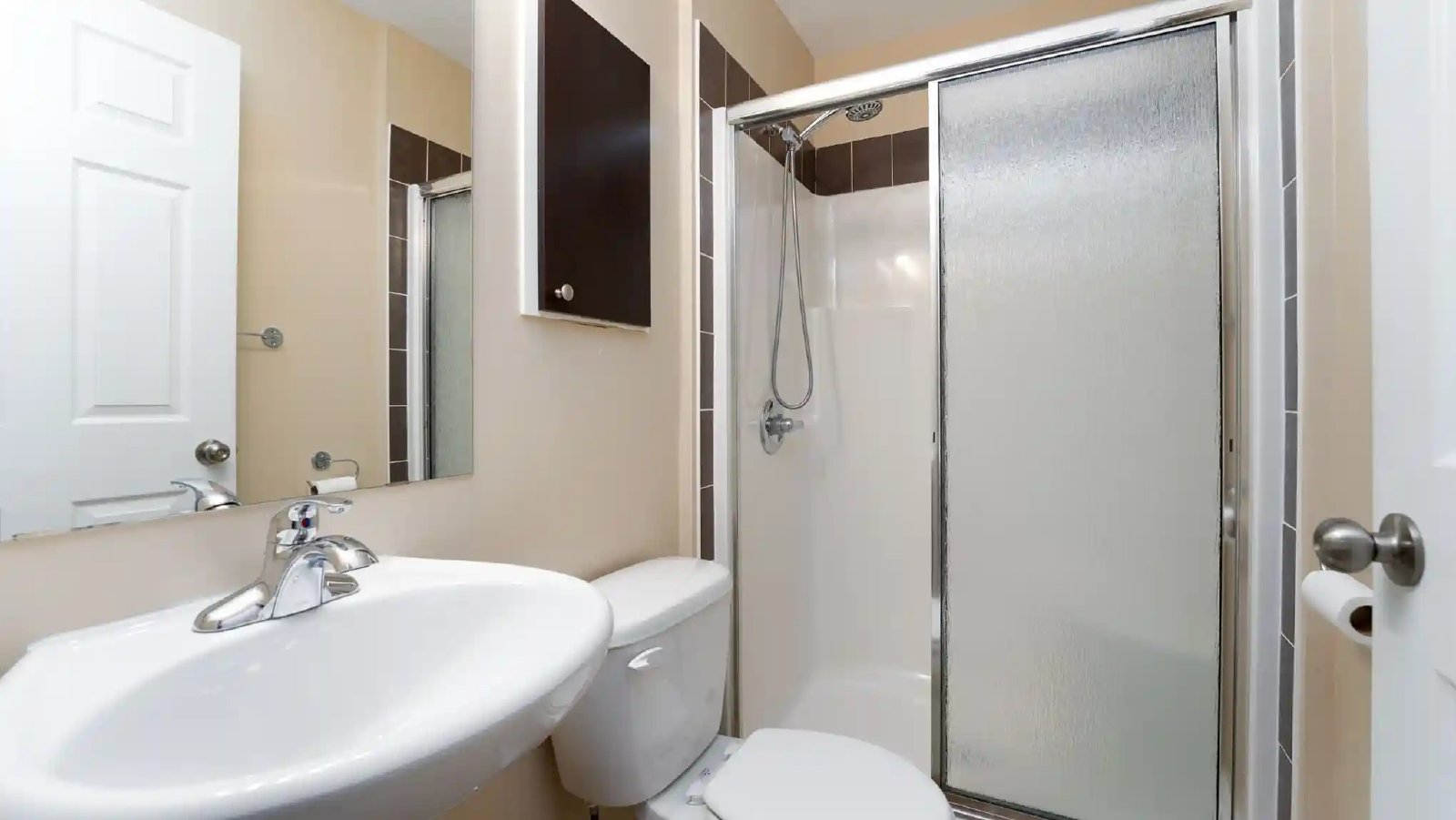 231 Kennevale Drive - 1 property image