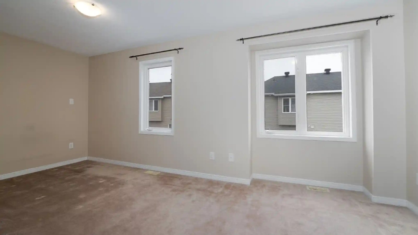 231 Kennevale Drive - 1 property image