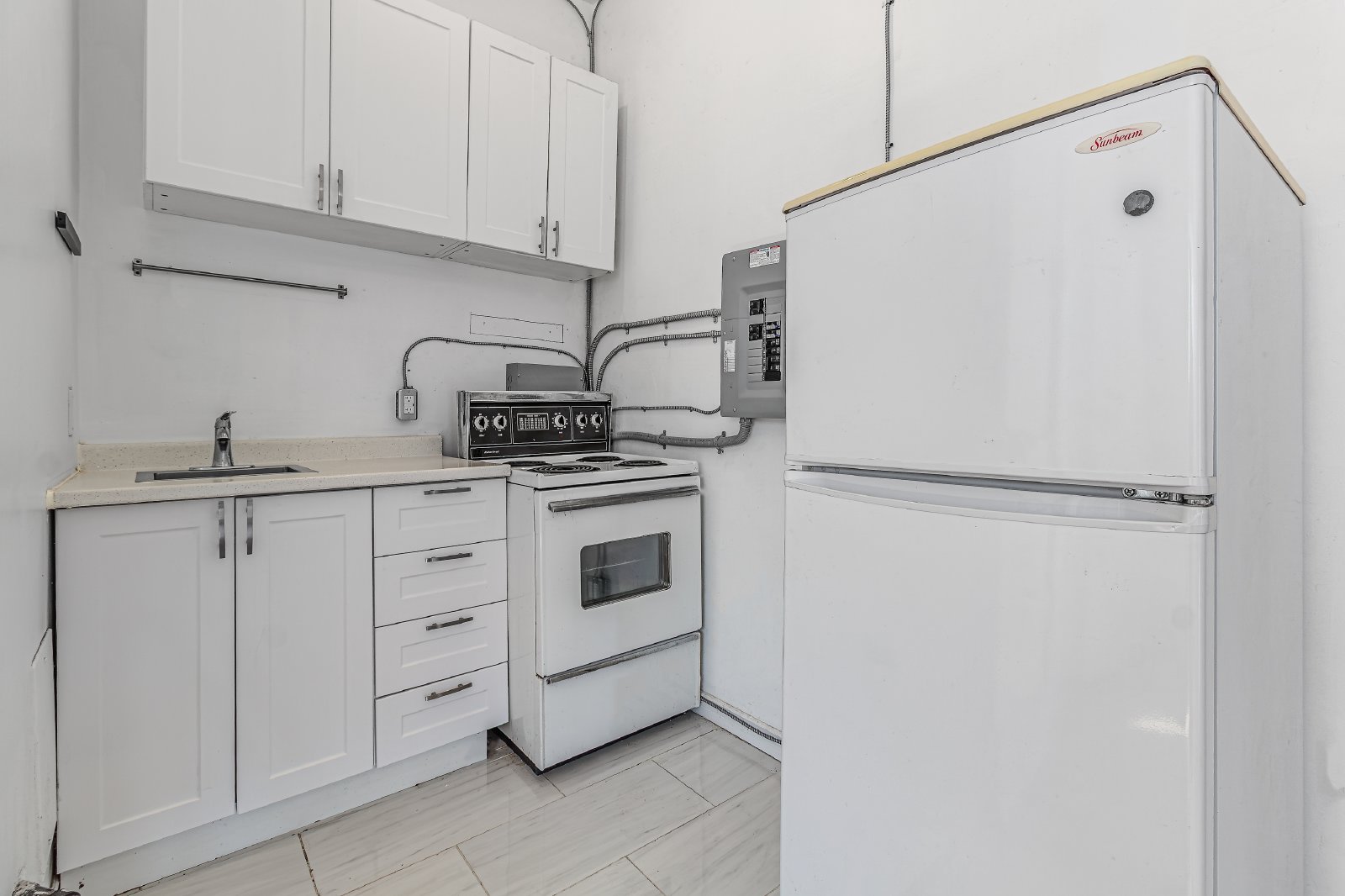 305 Waverley Street - 4 property image