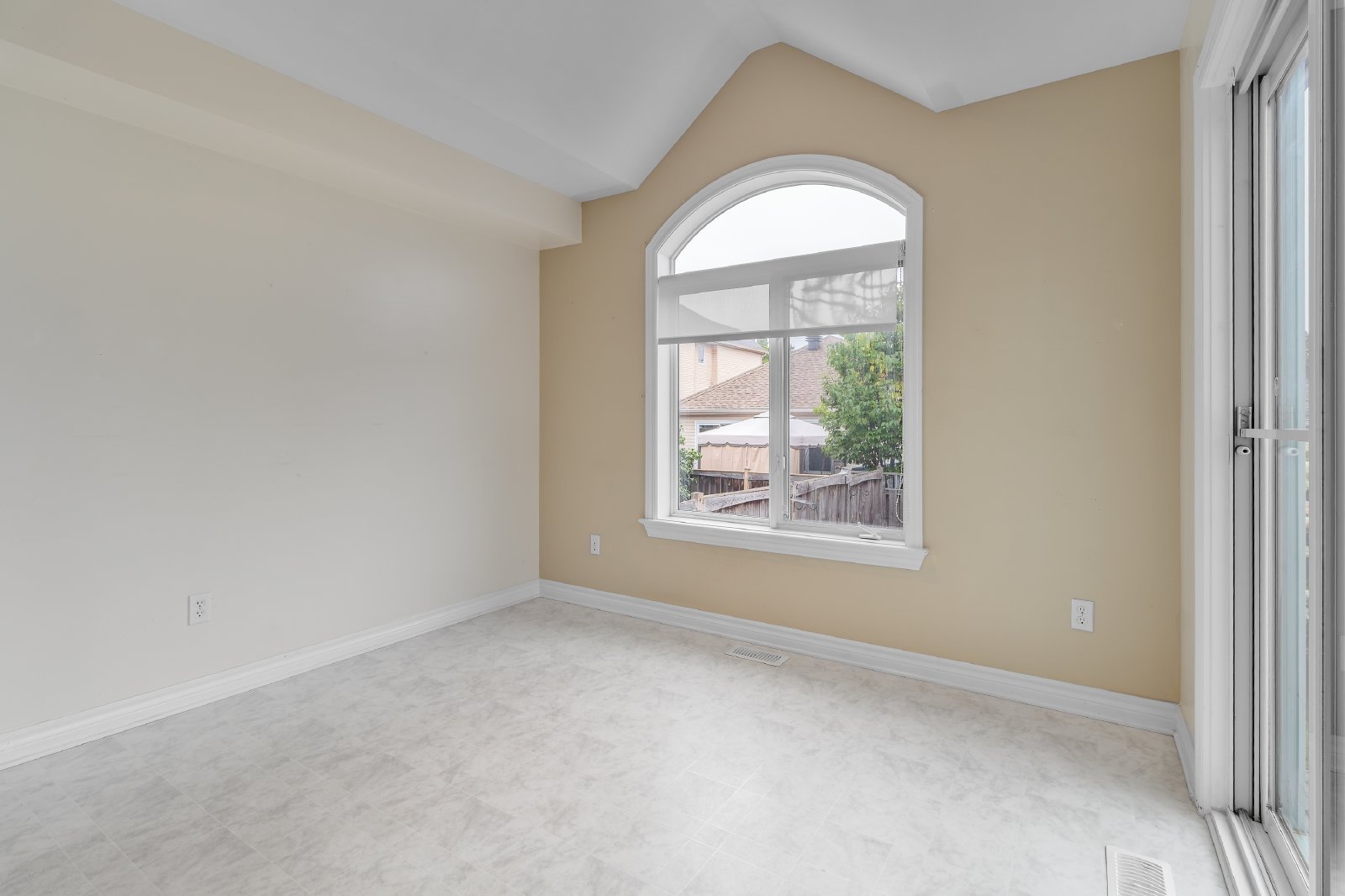 237 Deerfox - Unit 1 property image
