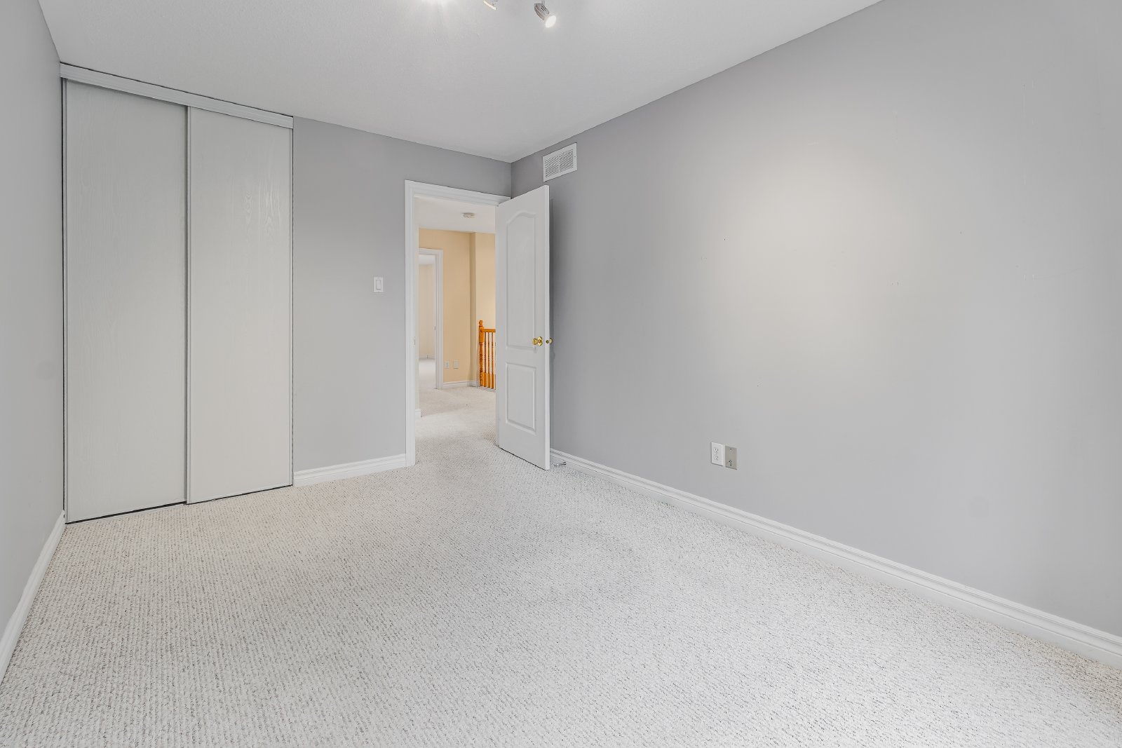 237 Deerfox - Unit 1 property image