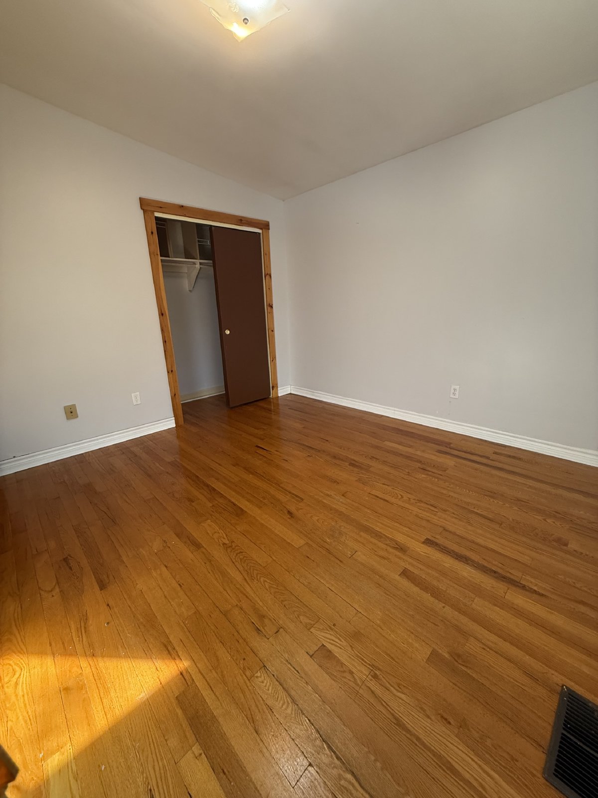844 Norton Avenue - 1 property image