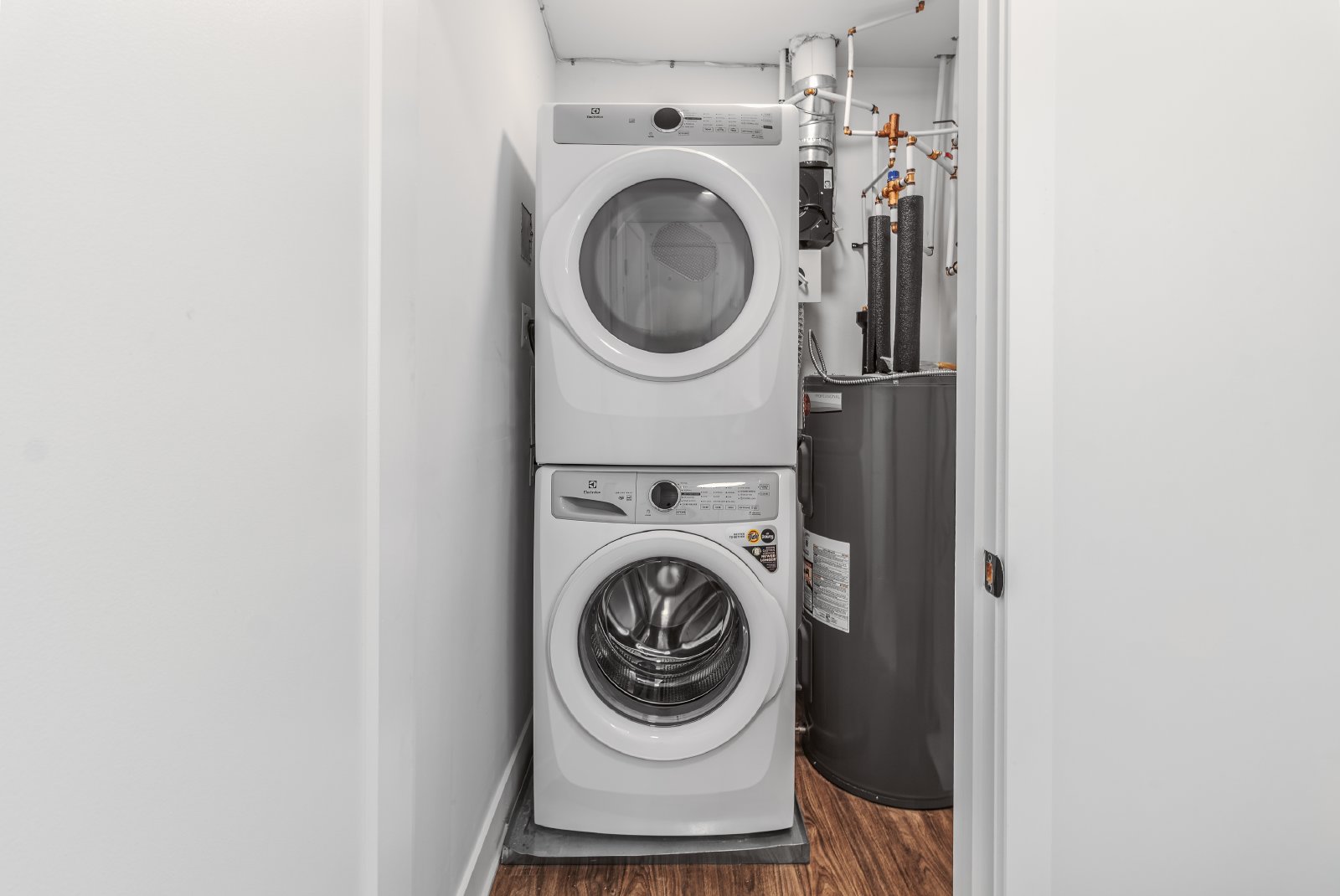 845 Champlain Street - 1 property image