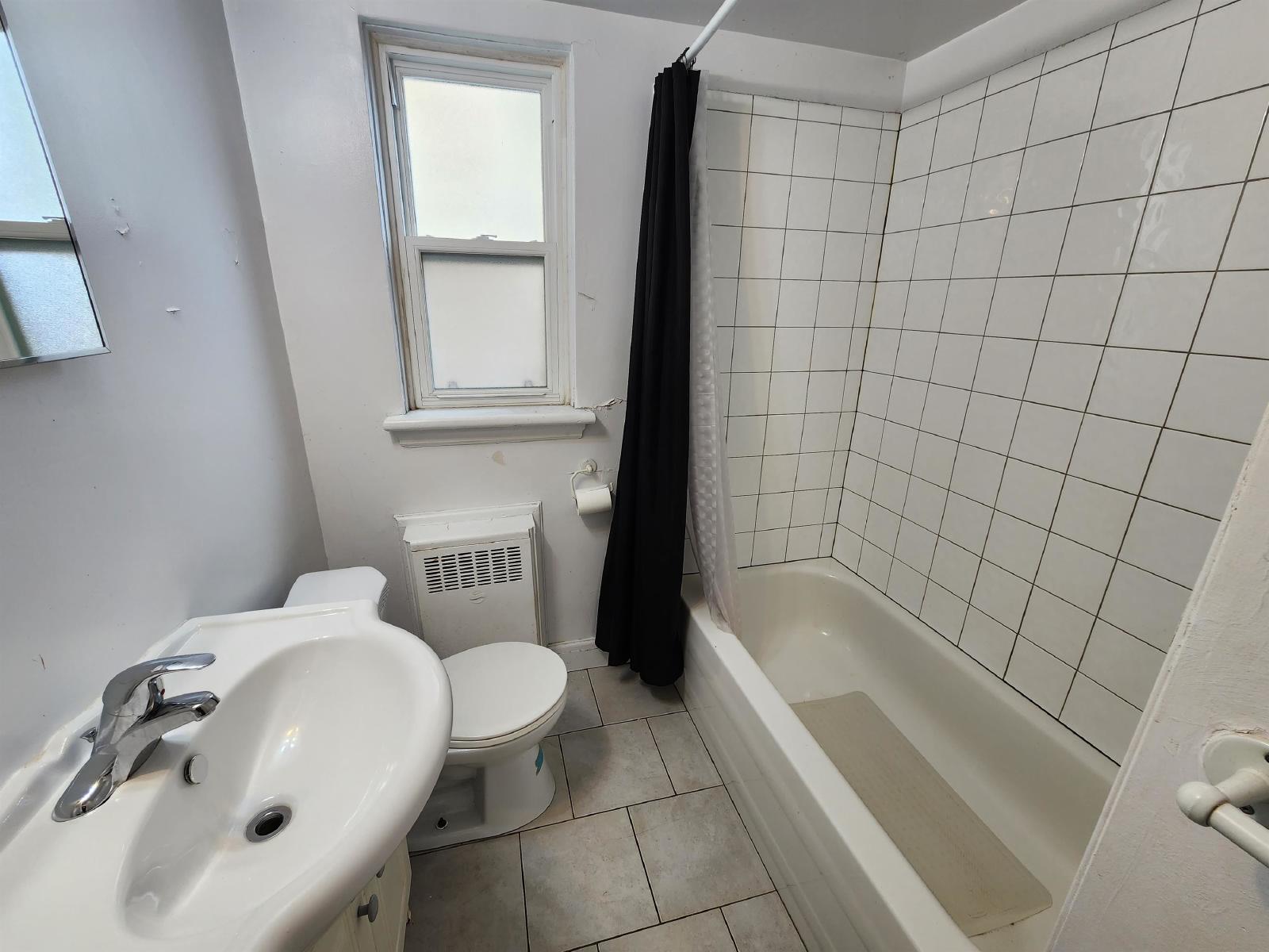 310 Blake - Unit 6 property image