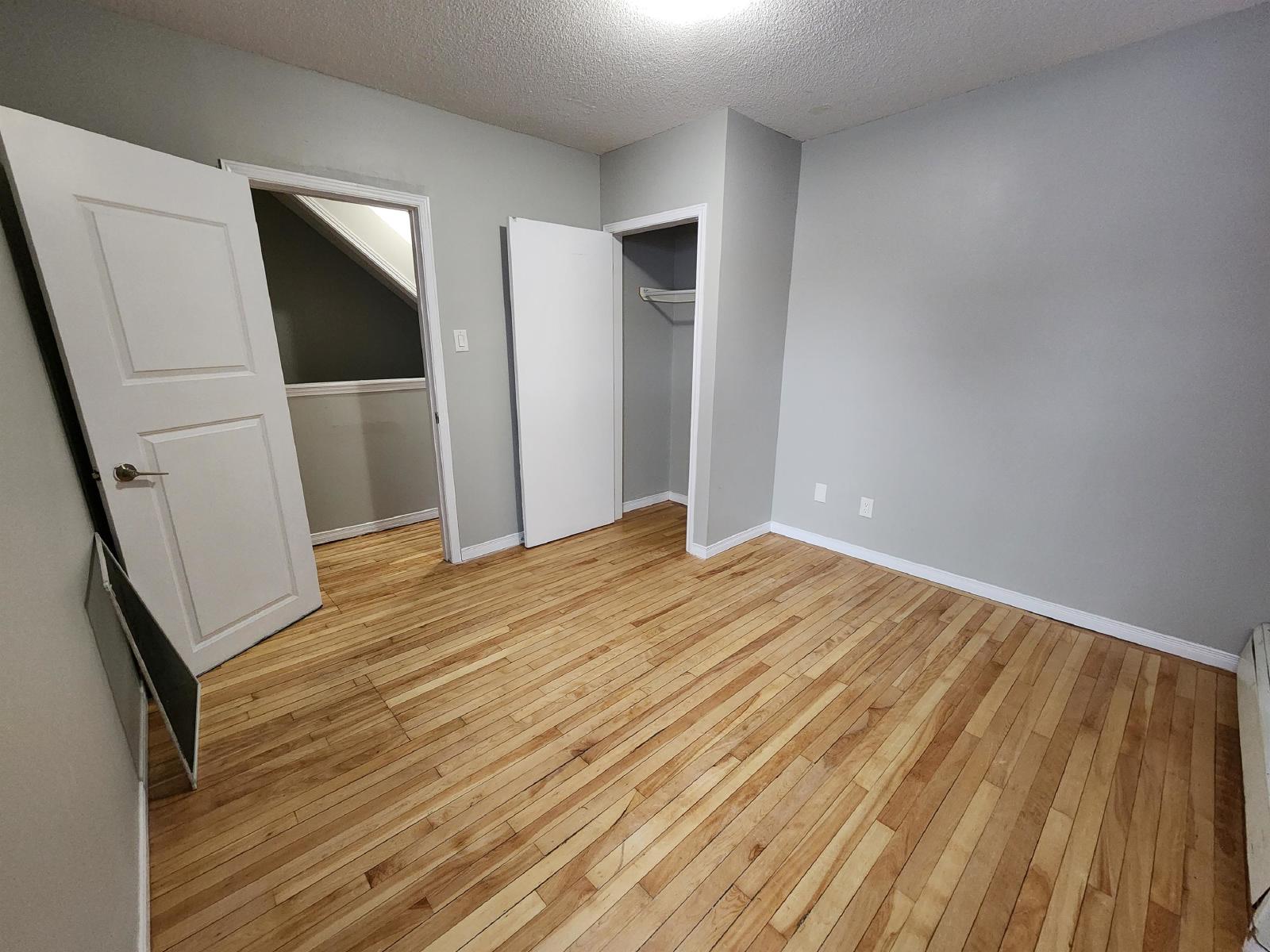 340 Somerset Street East - Unit C property image