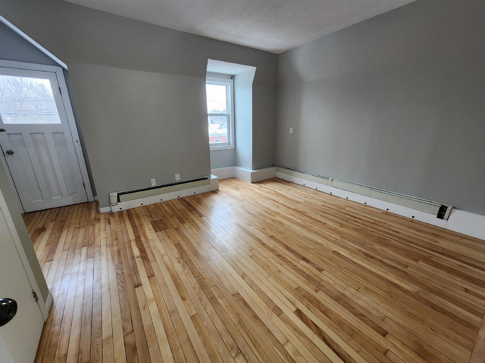 340 Somerset Street East - Unit C property image