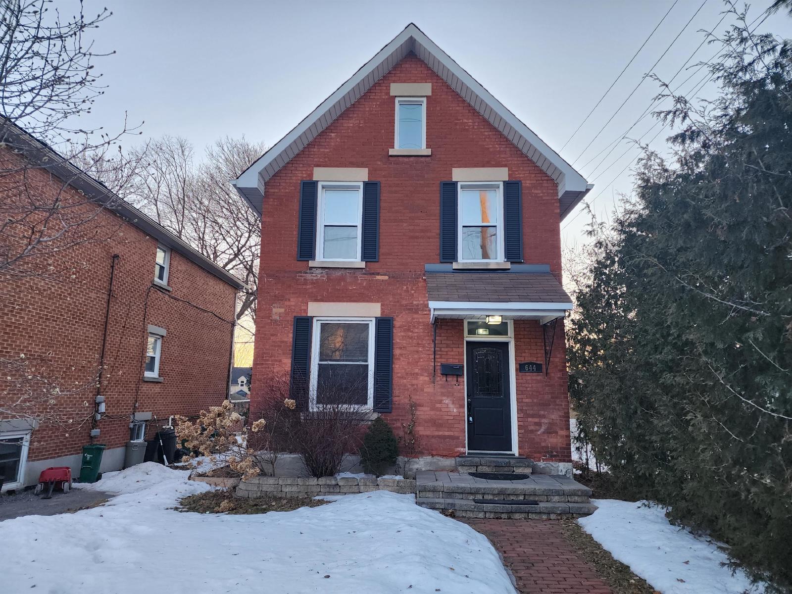 644 Churchill Avenue North - 1 property image