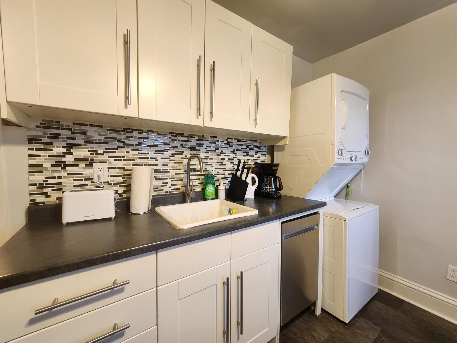 644 Churchill Avenue North - 1 property image