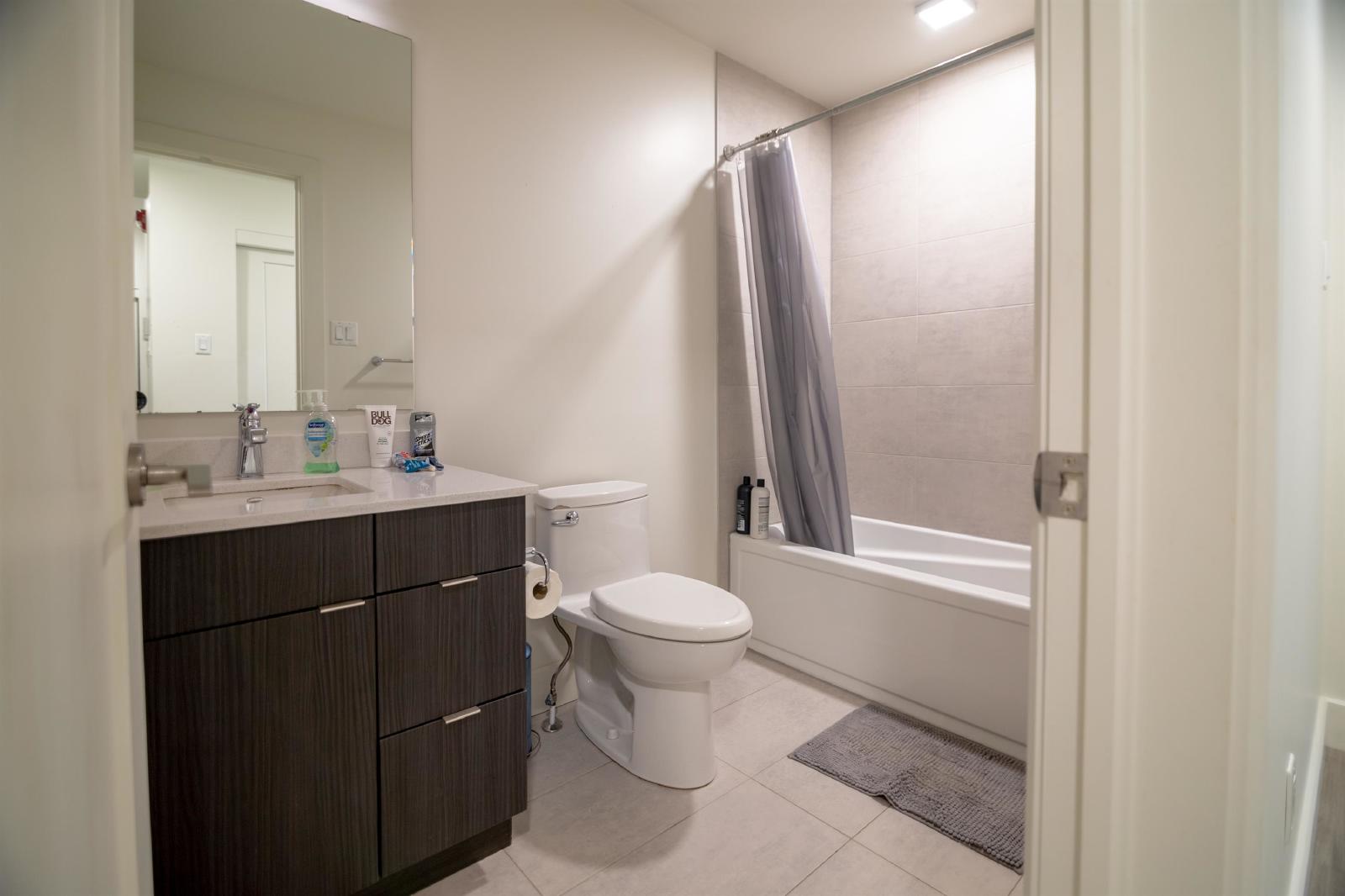 337 Sunnyside Avenue - 302 property image