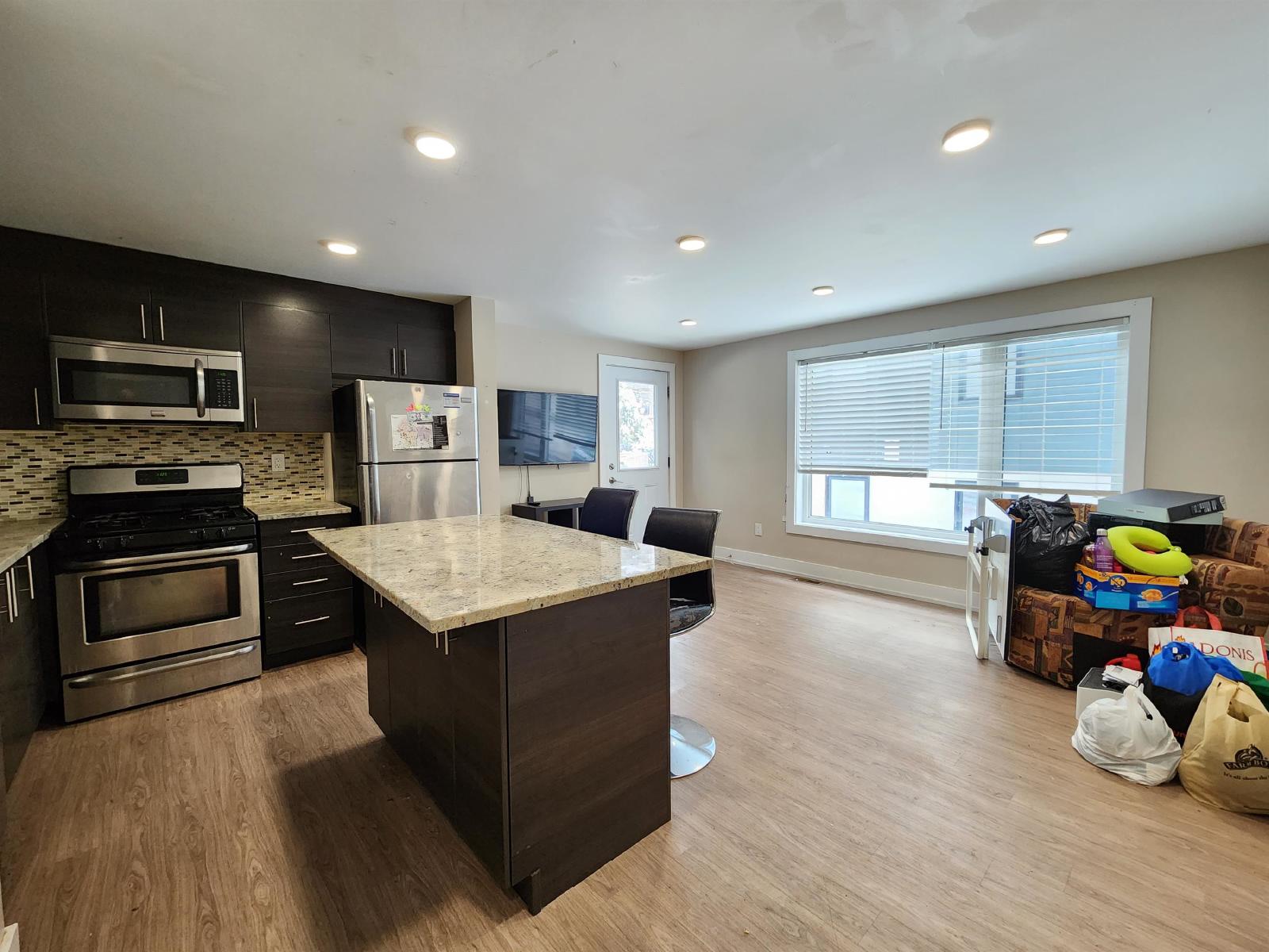 460 Nelson Street - 2 property image