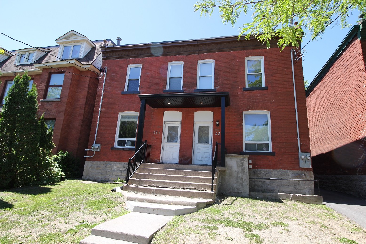 422 Nelson Street - 1 property image