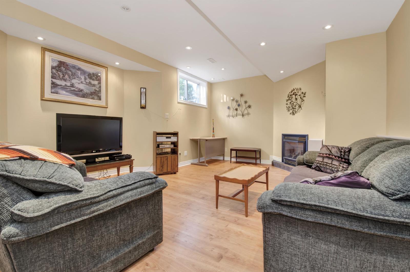 53 Mattawa Crescent - 1 property image