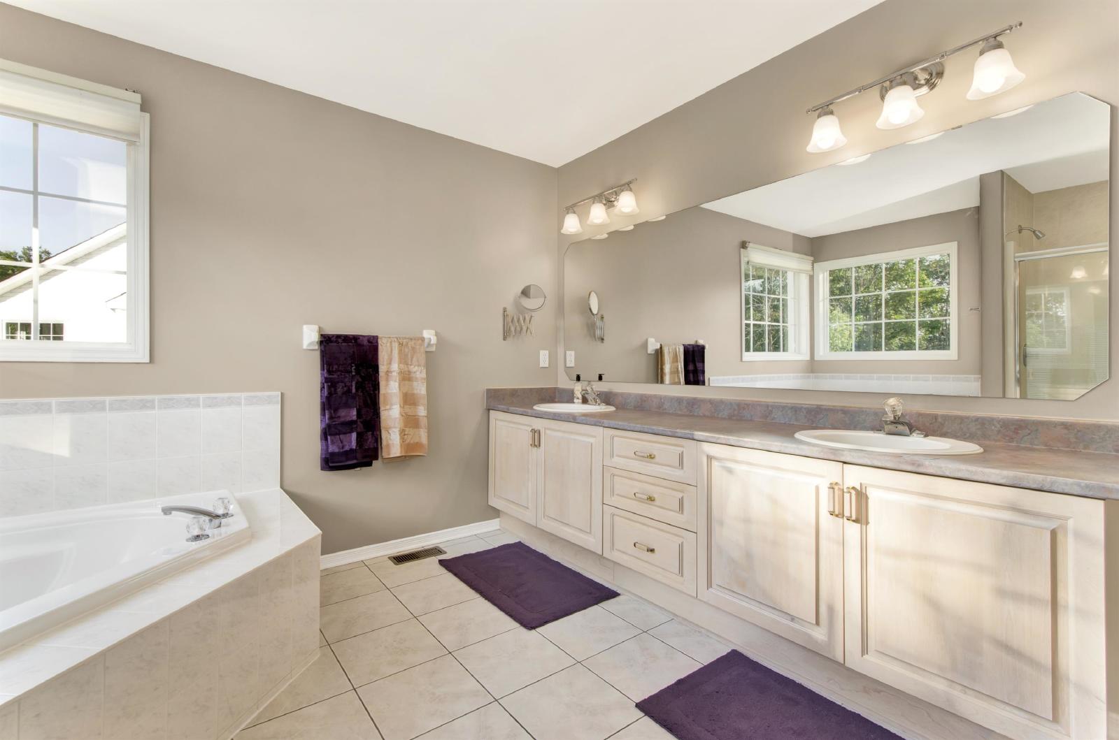 53 Mattawa Crescent - 1 property image