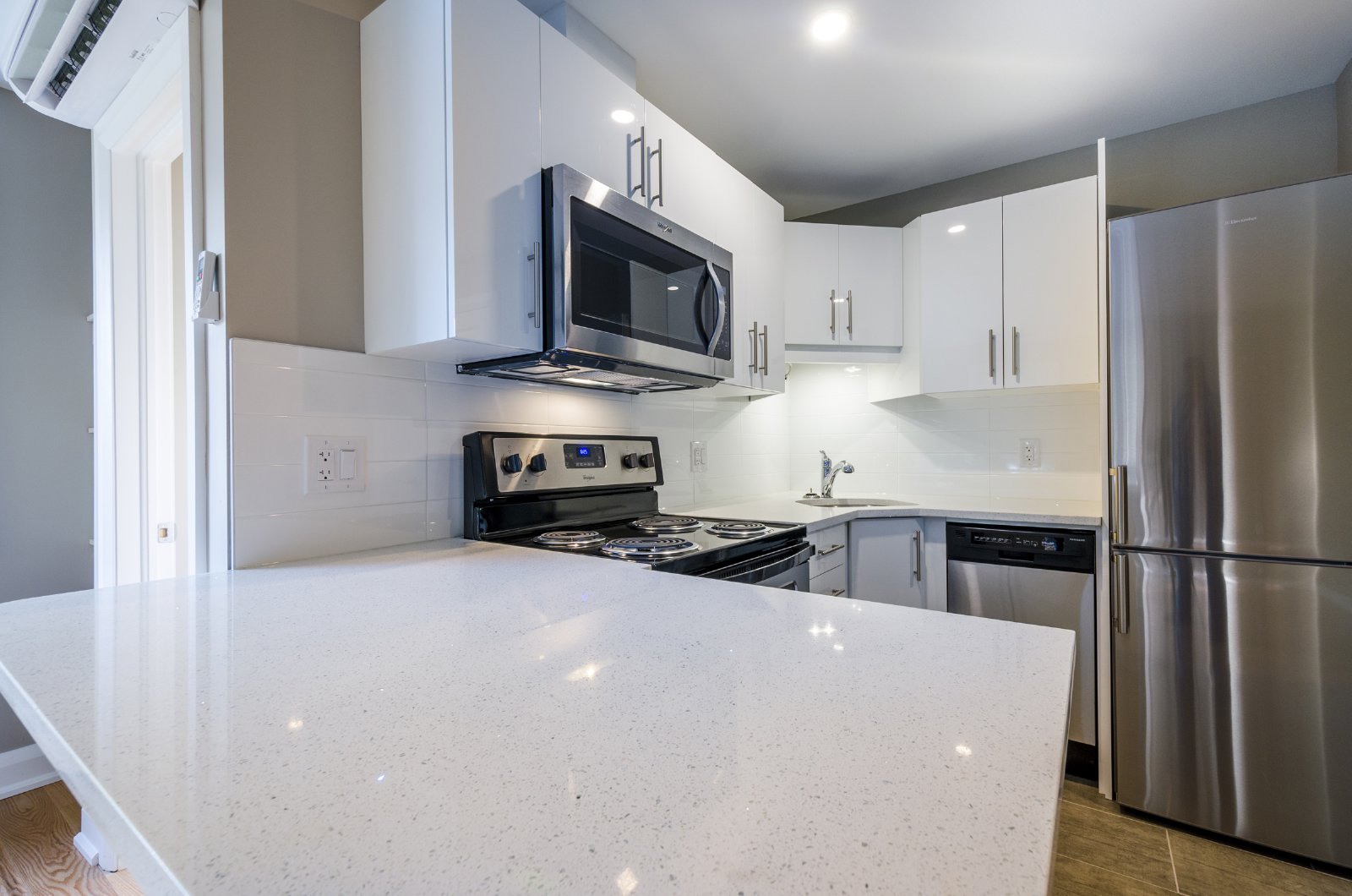 350 Clemow Avenue - Unit 104 property image