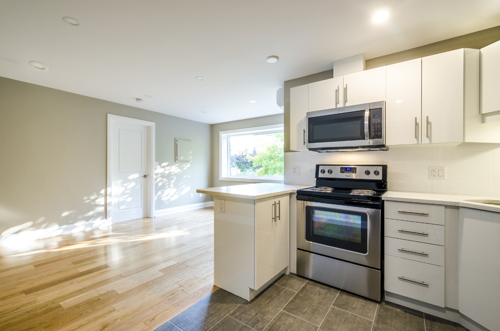 350 Clemow Avenue - Unit 104 property image