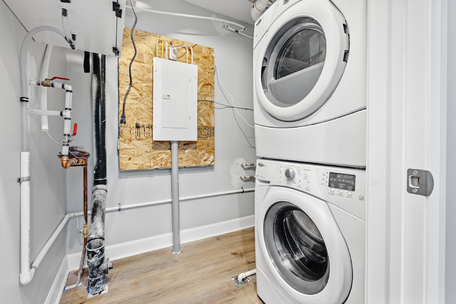 144 Montfort - B property image