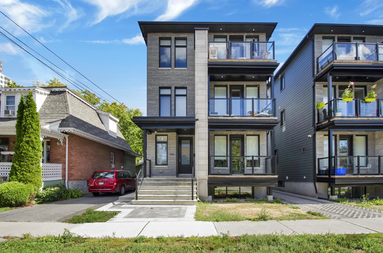 343 Tweedsmuir Avenue - C property image