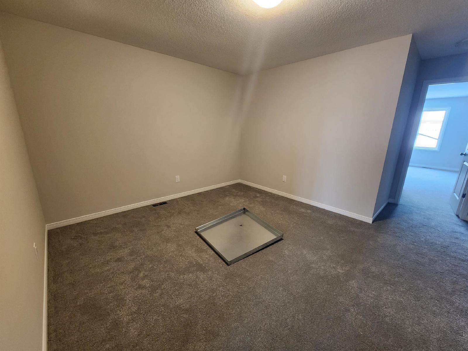 685 Taliesin Crescent - 1 property image