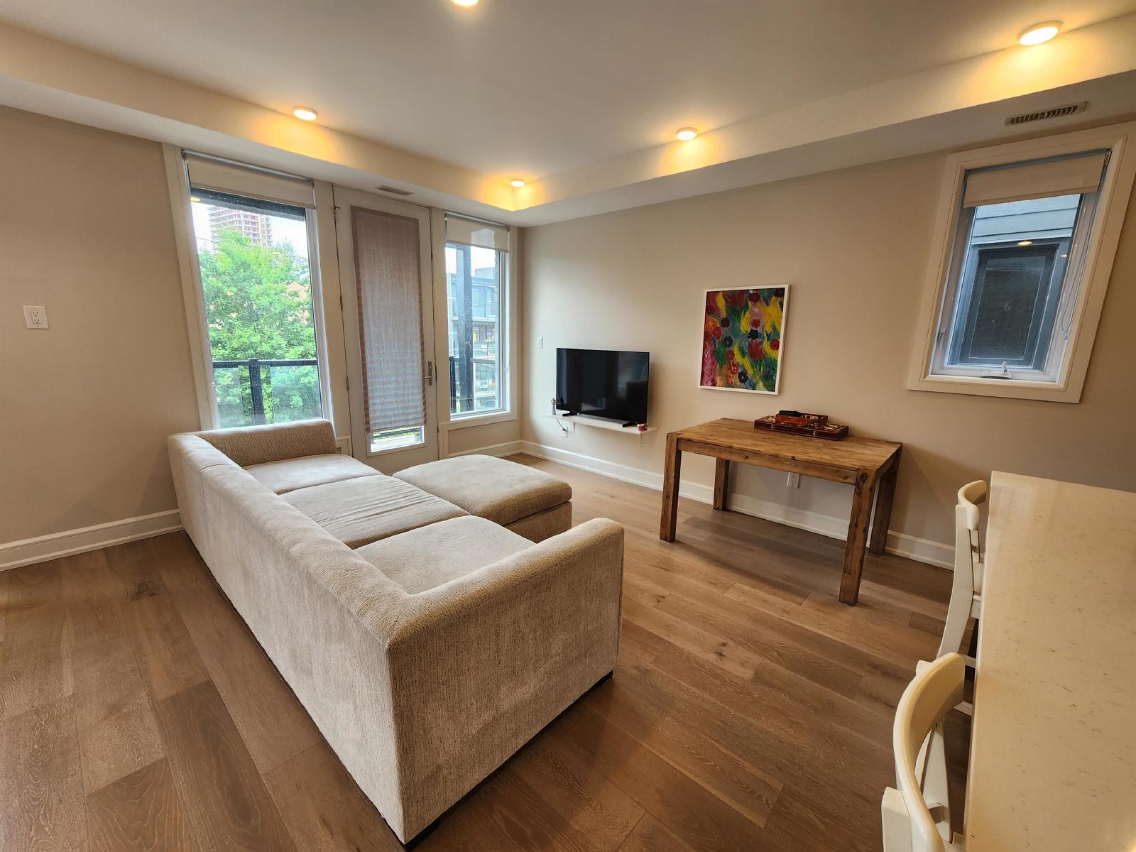 343 Tweedsmuir Avenue - C property image