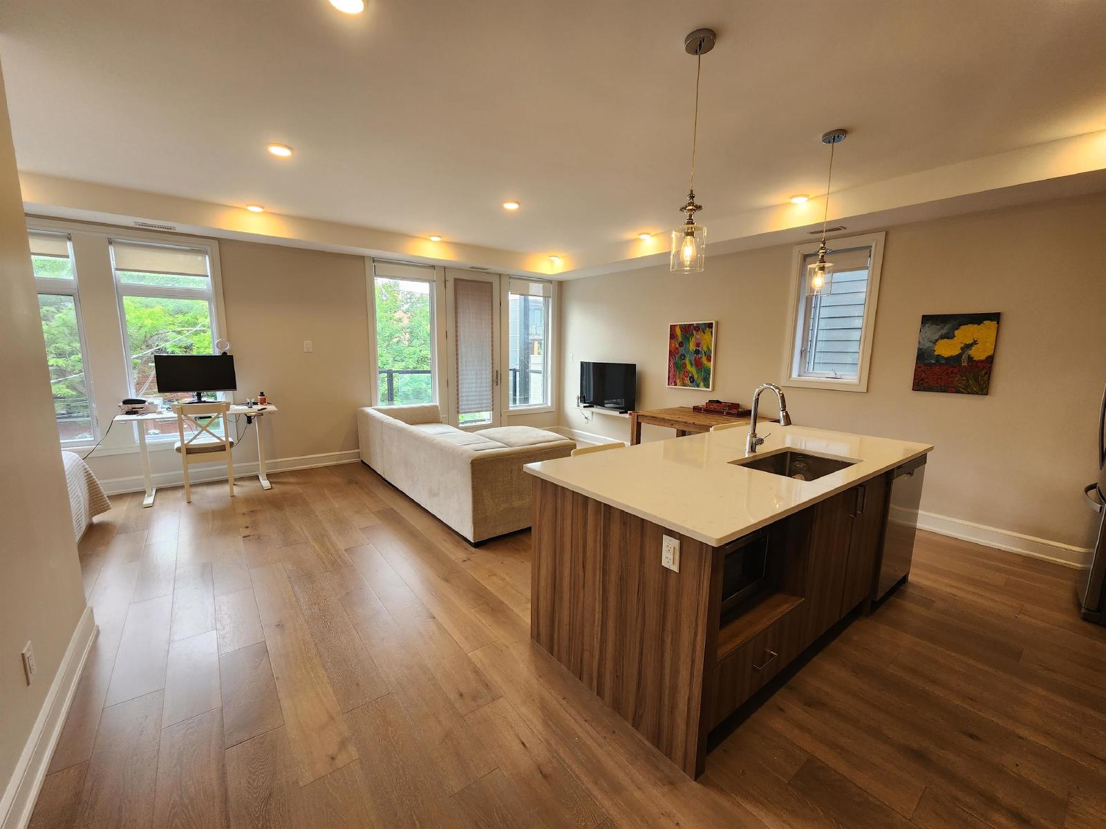 343 Tweedsmuir Avenue - C property image