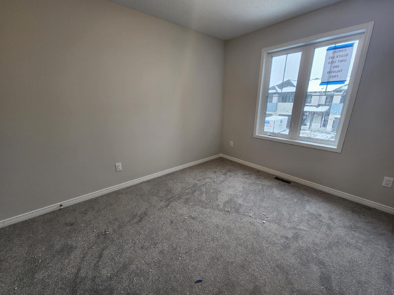 685 Taliesin Crescent - 1 property image