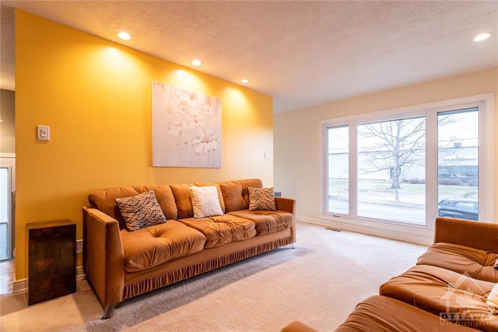 2458 Kaladar Avenue - 1 property image
