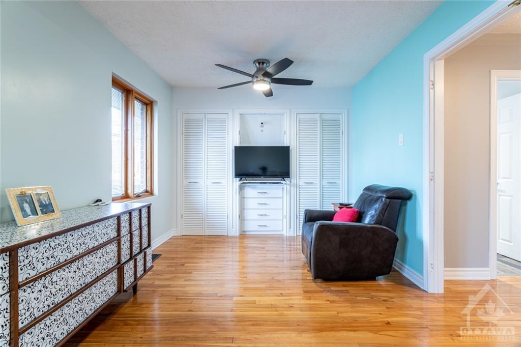 2458 Kaladar Avenue - 1 property image