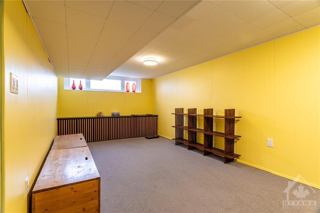 2458 Kaladar Avenue - 1 property image