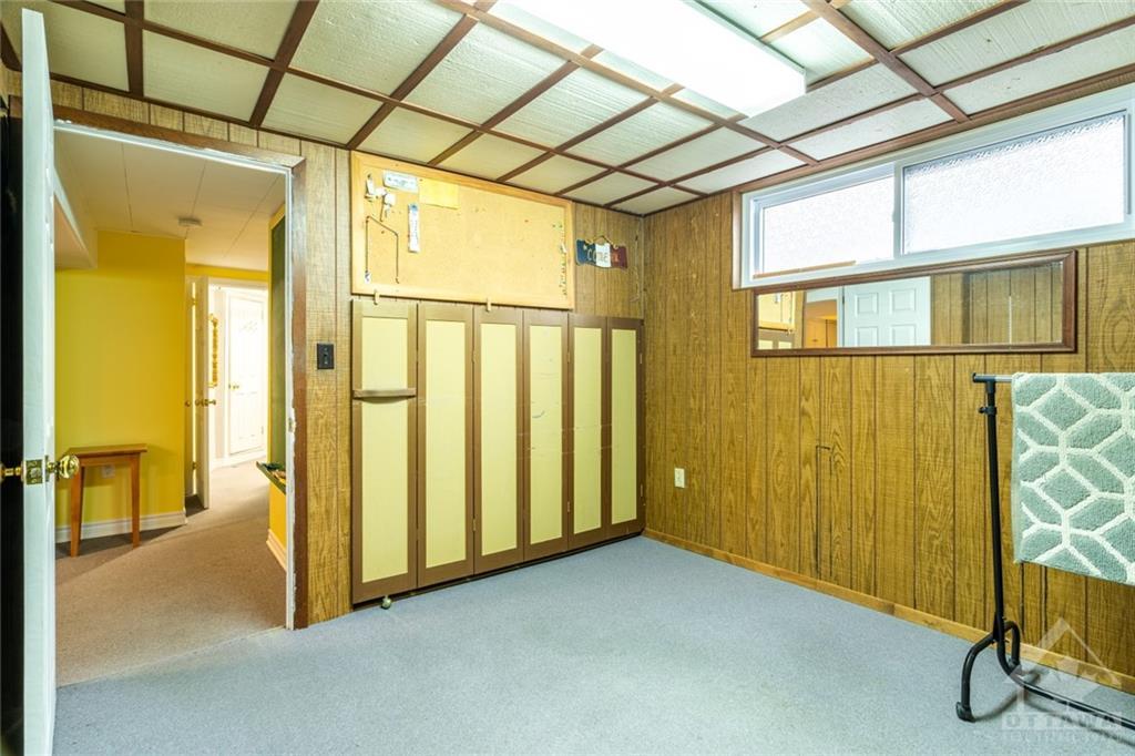 2458 Kaladar Avenue - 1 property image