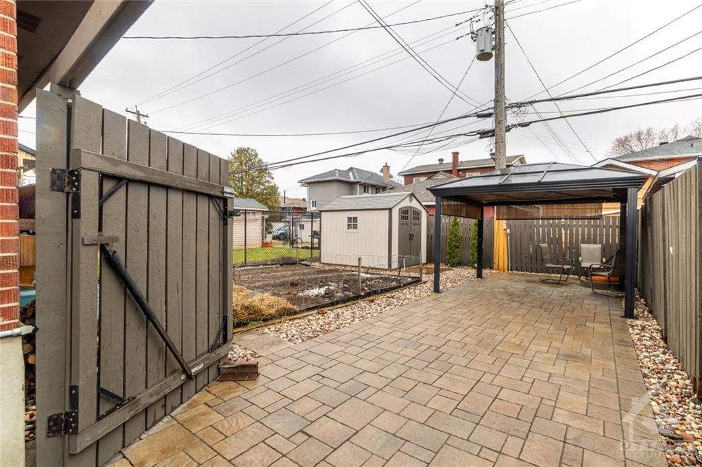 2458 Kaladar Avenue - 1 property image