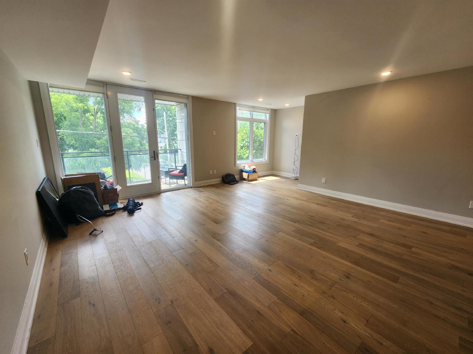 427 Ravenhill Avenue - 2 property image