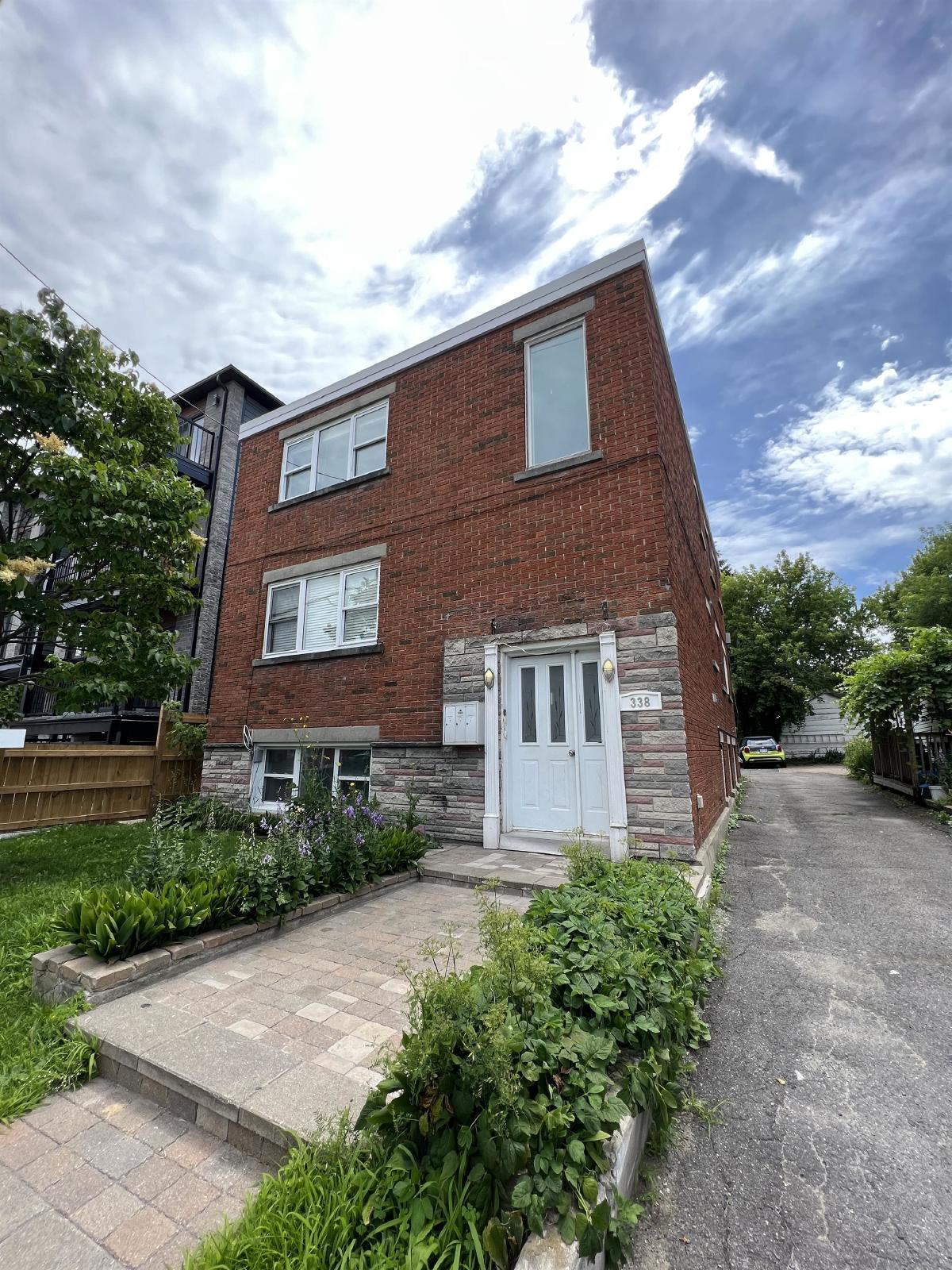 338 Shakespeare Street - 1 property image