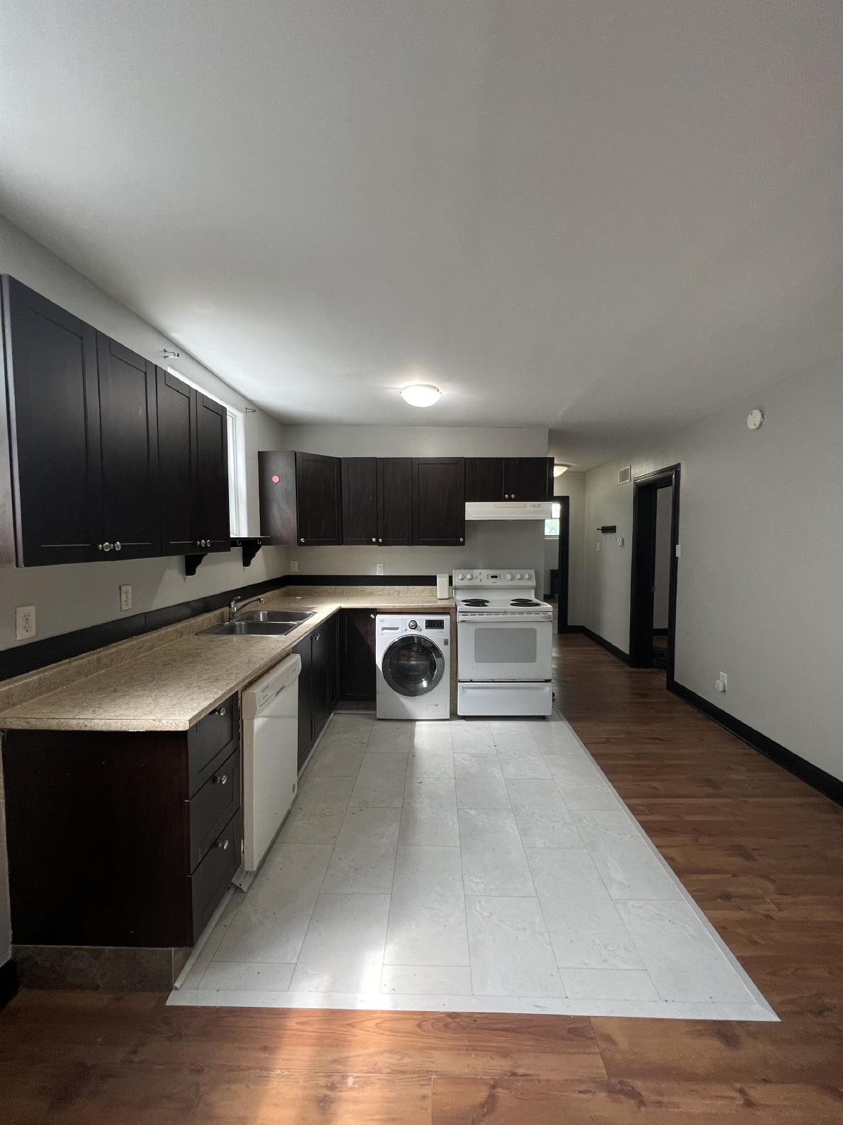 338 Shakespeare Street - 1 property image