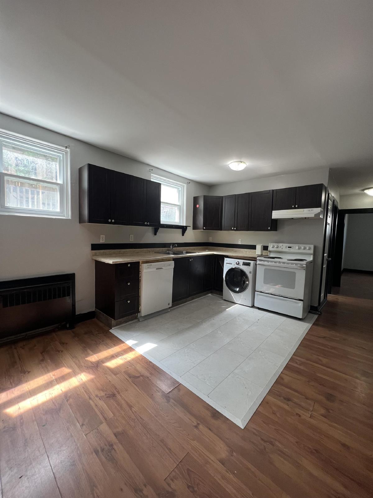 338 Shakespeare Street - 1 property image
