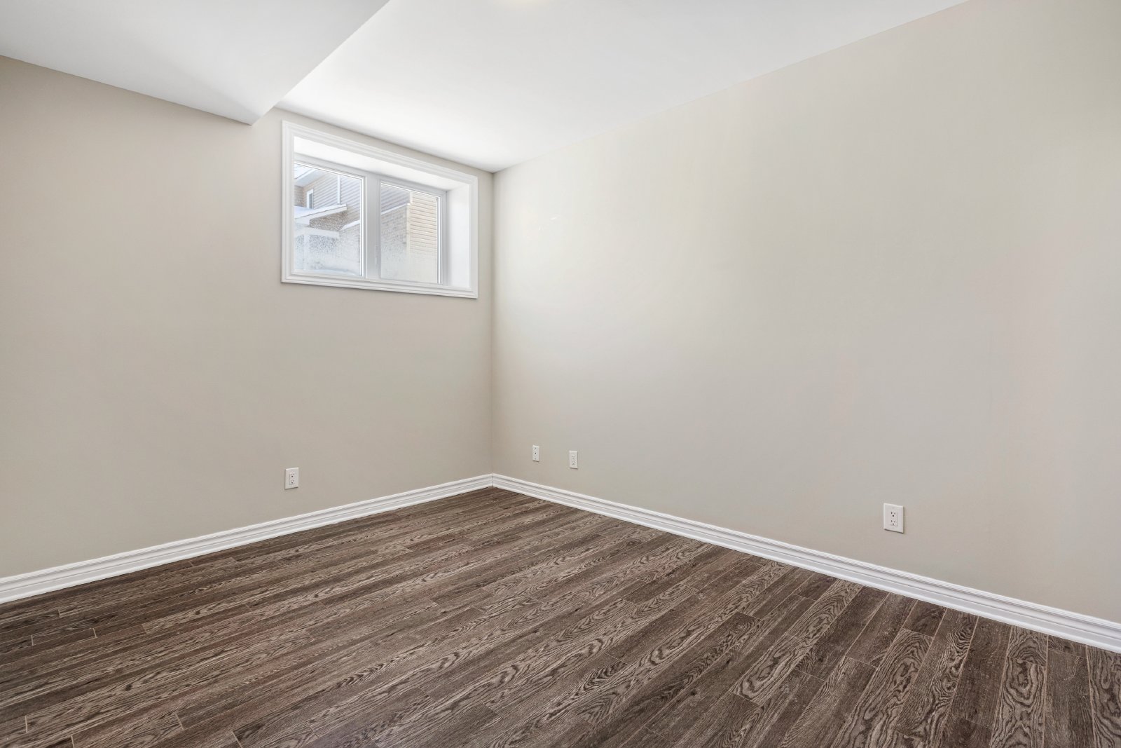 500 Ovana Crescent - 5B property image