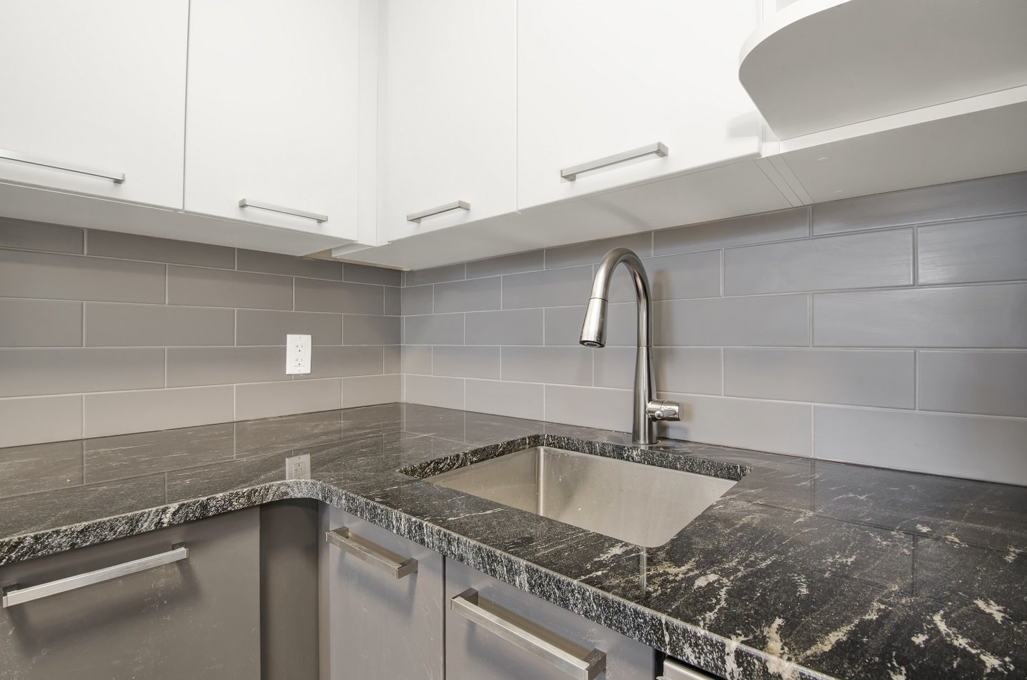 550 Kirkwood Avenue - B property image